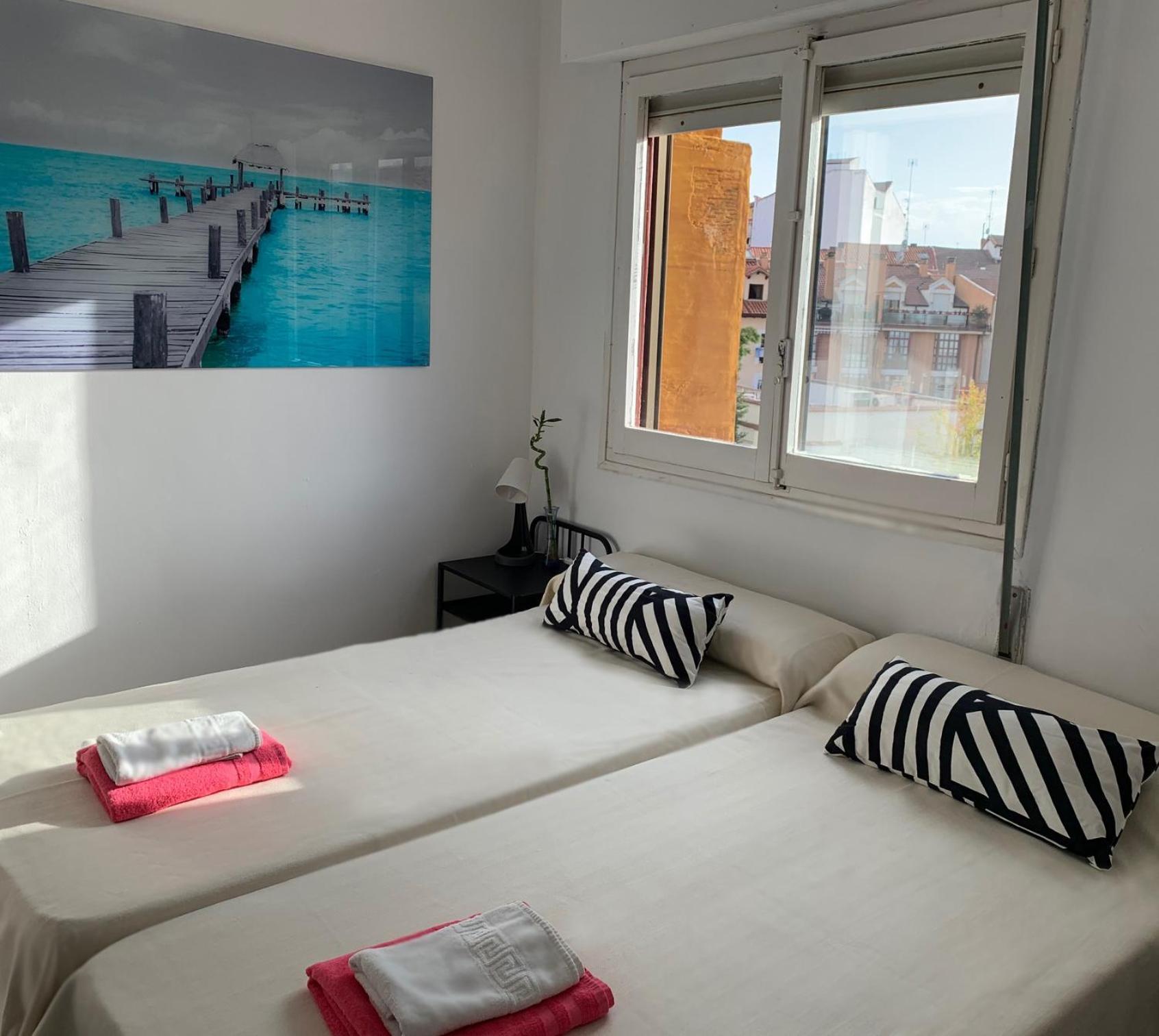 Hotel Y Restaurante Puerta De Aranda Aranda de Duero Zewnętrze zdjęcie