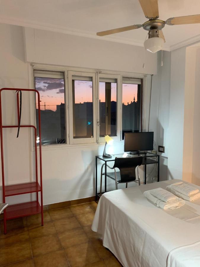 Hotel Y Restaurante Puerta De Aranda Aranda de Duero Zewnętrze zdjęcie